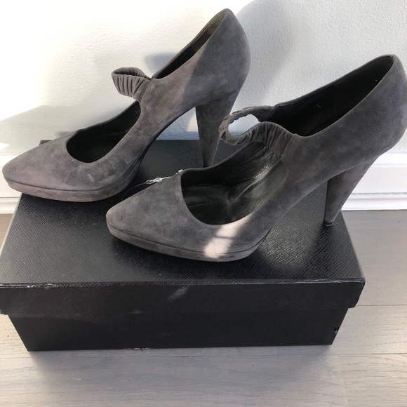 Prada Shoes - Prada suede pumps
